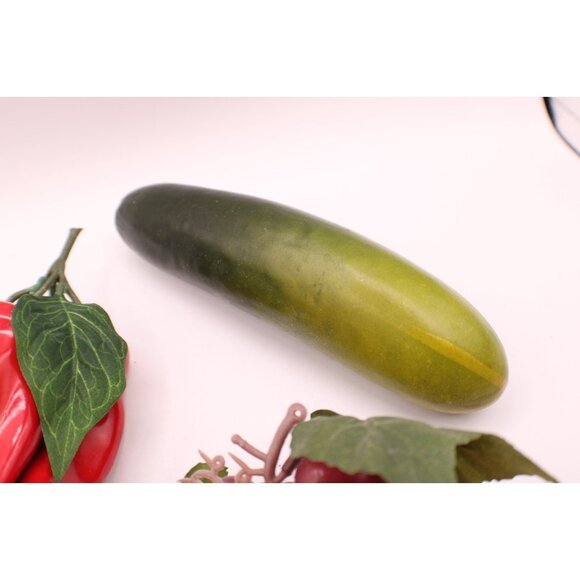 Artificial Fruit and Vegetables Carrots Grapes Banana Pepper Cucumber Decor Vtg - Picture 6 of 8